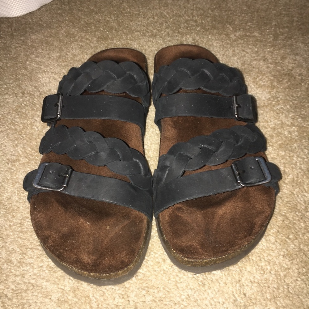 White Mountain sandals